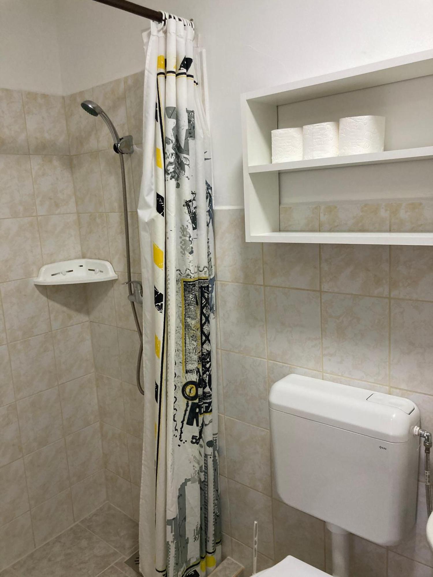 Avar Apartman Nyíregyháza Eksteriør bilde